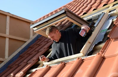 Pose de fenêtres de toit Velux aux Issards